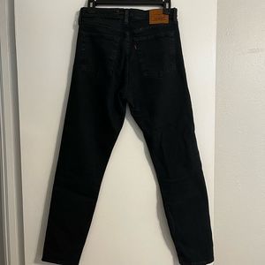 LEVIS 26 wedgie jeans!